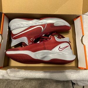 Nike Men’s 11.5 Burgundy and Gray Basketball shoes